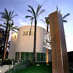 מלון Palazzo Giordano Bruno נולה